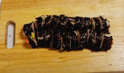 김밥 잘라