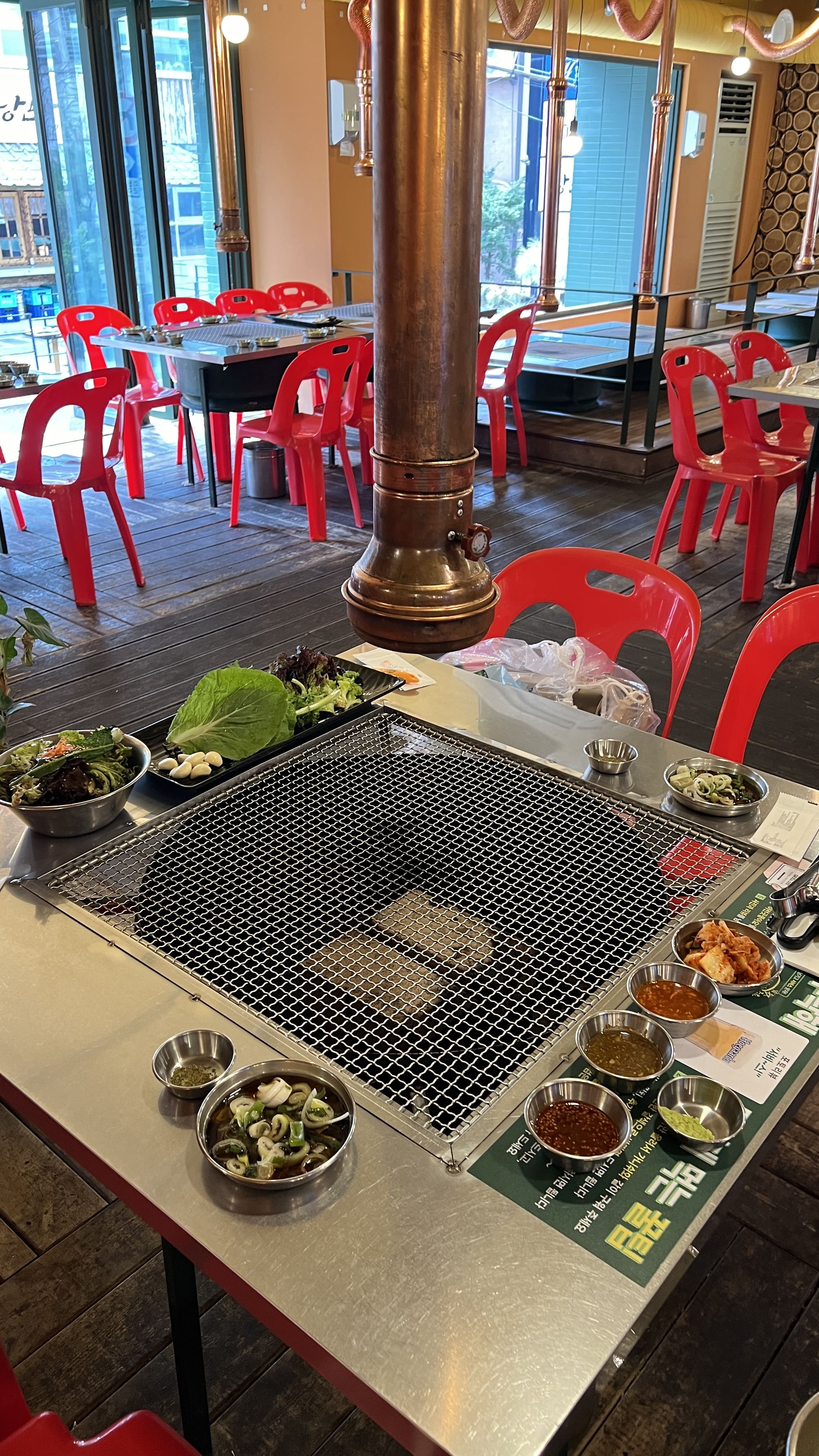 강남 ‘빨간 의자’ 통삼겹 바베큐맛집, 솔직 후기!