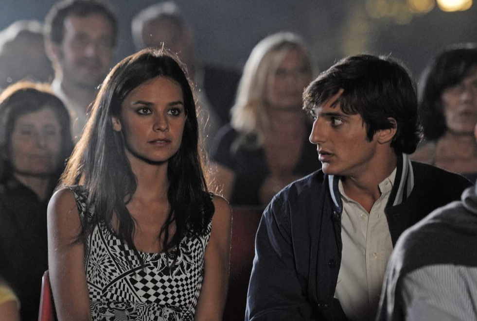 케이티 루이스 손더스 (Katy louise Saunders)