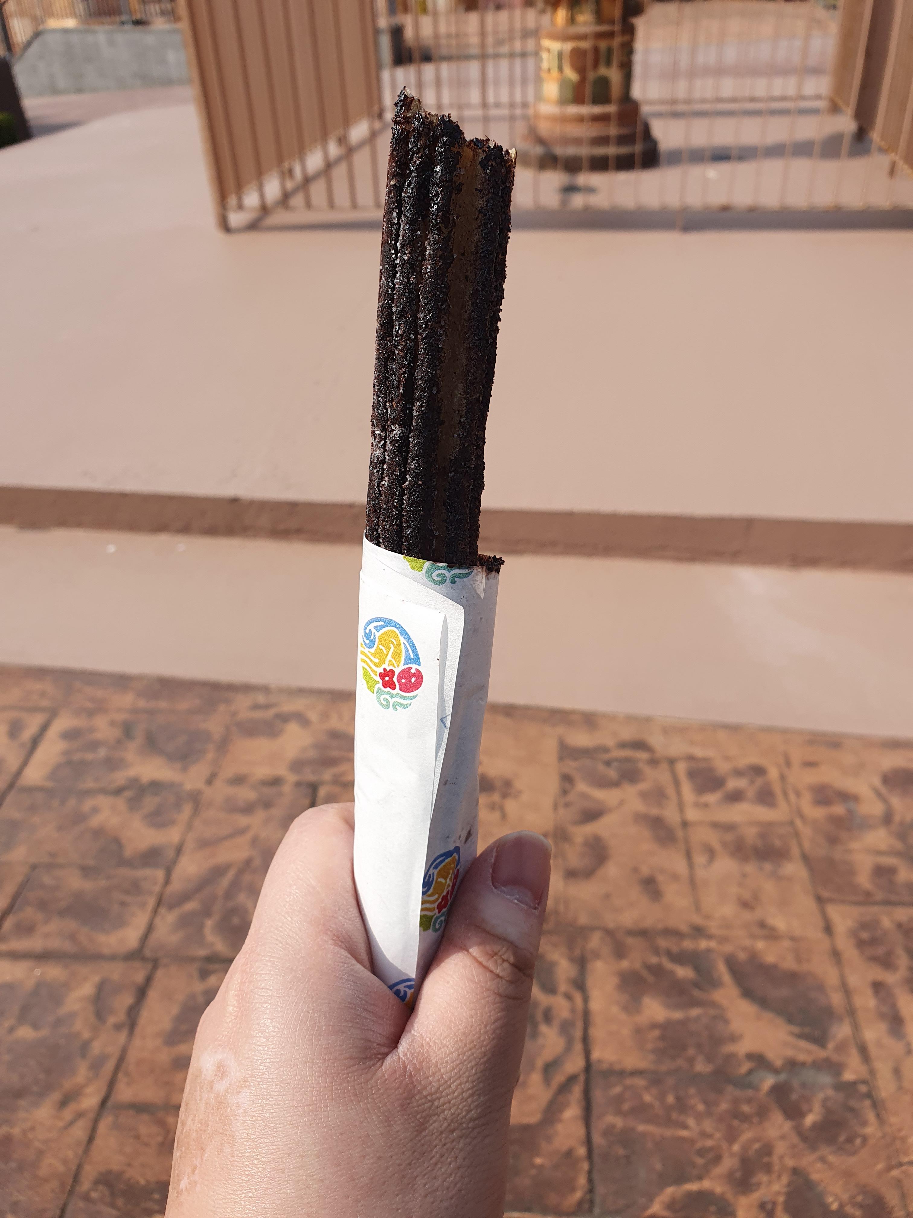 신화월드 테마파크 스낵바 판매중인 초코츄러스 5천원