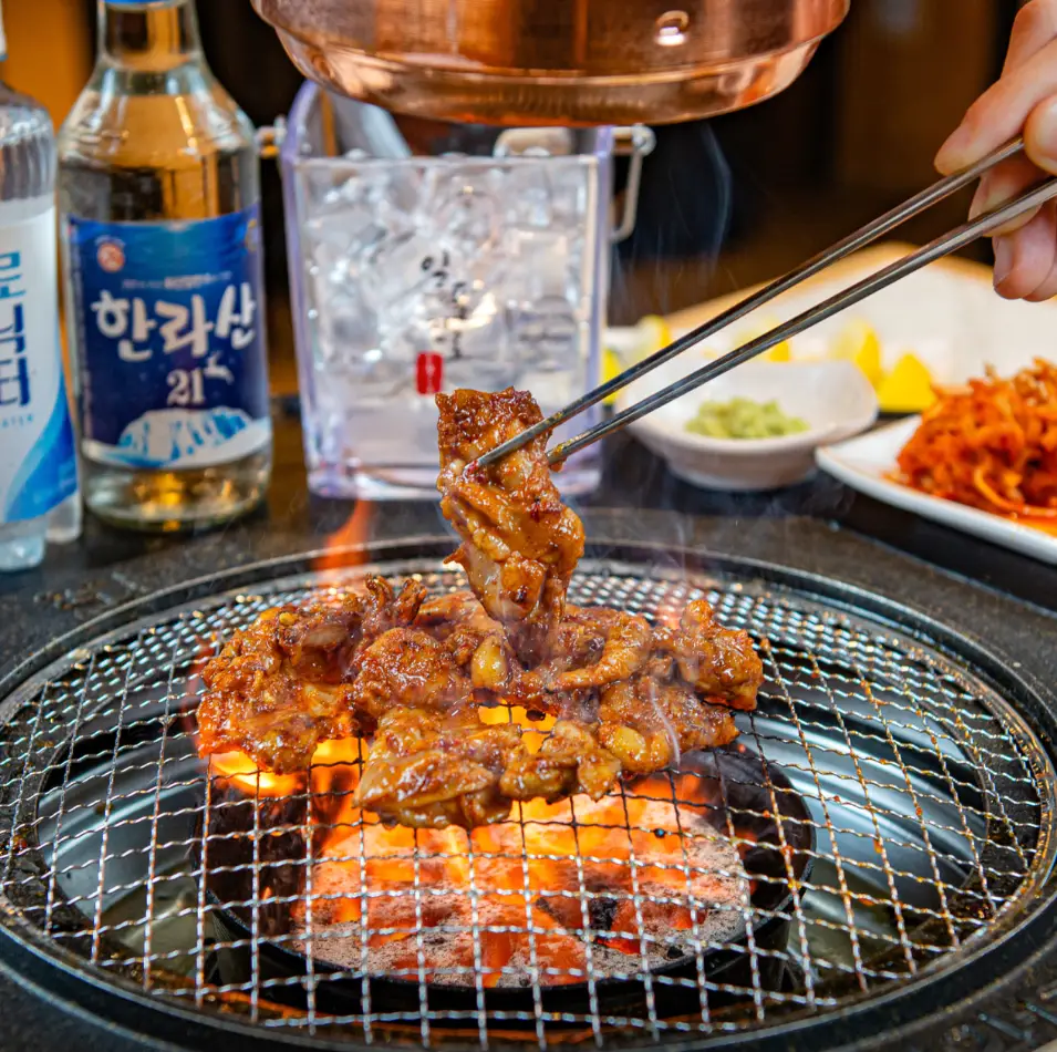 팔각도-신도림역점-양념-숯불닭갈비