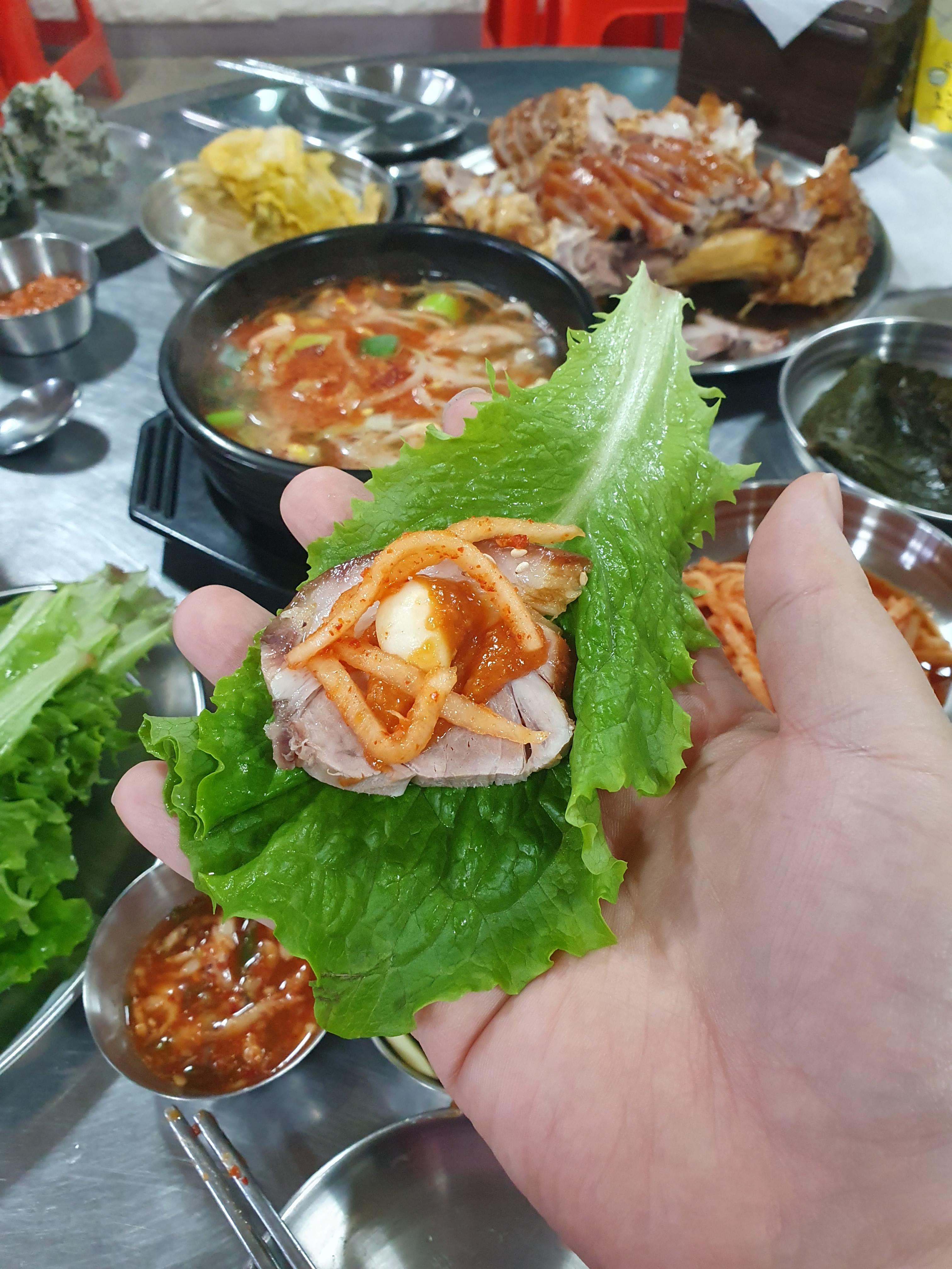 원내동 맛집 그집족발 무상치와 한쌈!