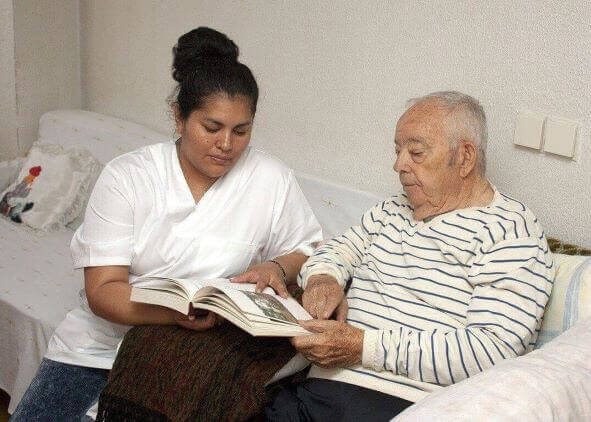 지속적인 노인 돌봄 서비스의 지원 및 예방 서비스, 지지적 서비스 및 예방적 서비스의 종류