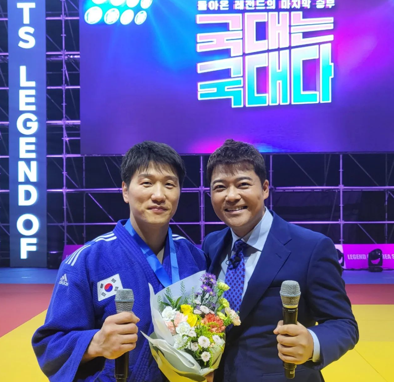 전현무 프로필 예능 아나운서 세상에 이런일이 방송 프로그램 나이