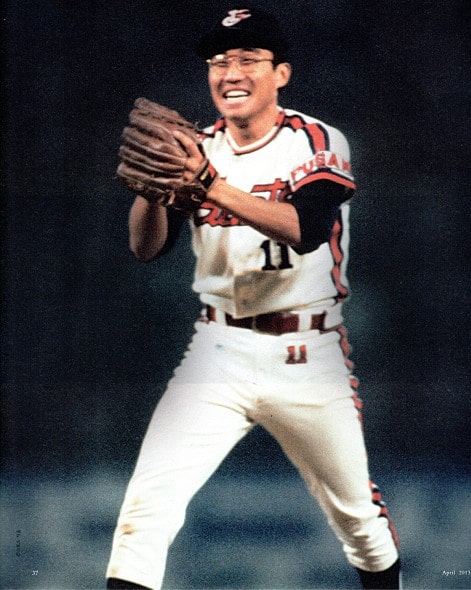 웃고 있는 최동원 선수의 모습