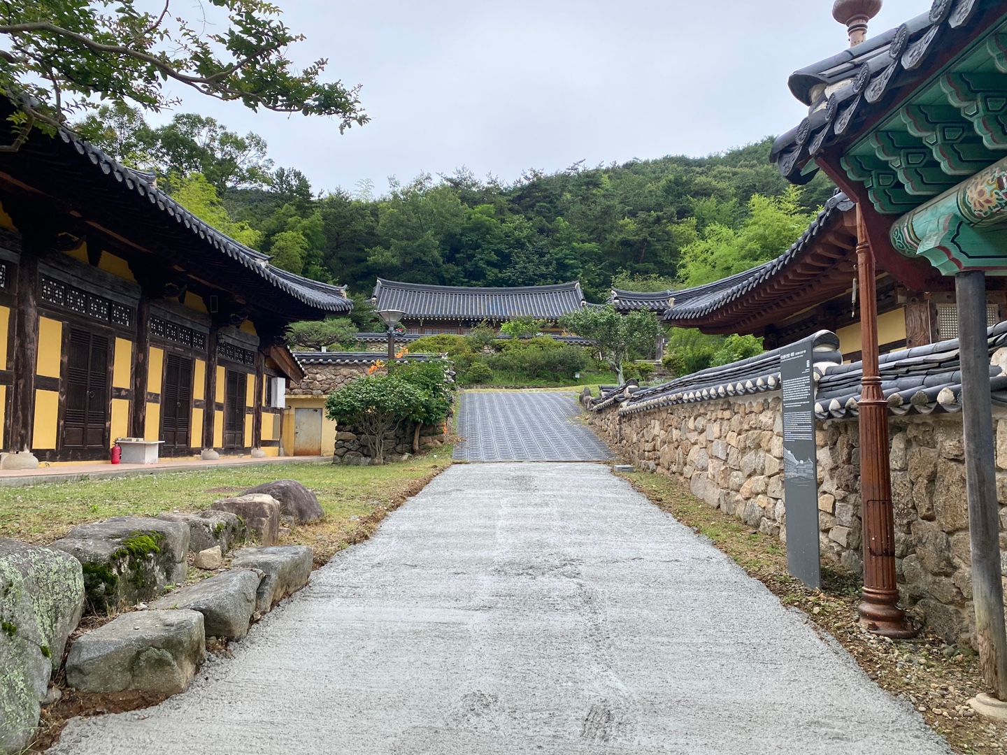 전남 곡성 성륜사