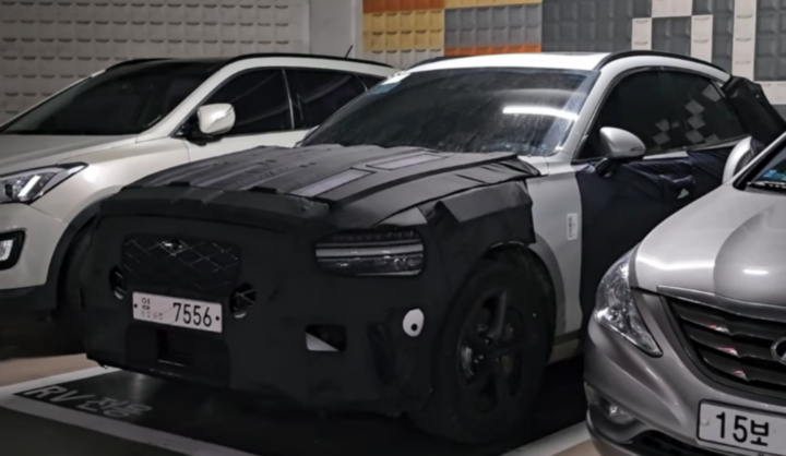 GV70 페이스리프트 위장막(출처:shortsCAR)