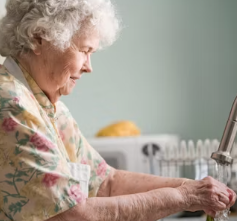 알츠하이머병 증상 원인 예방 가이드북