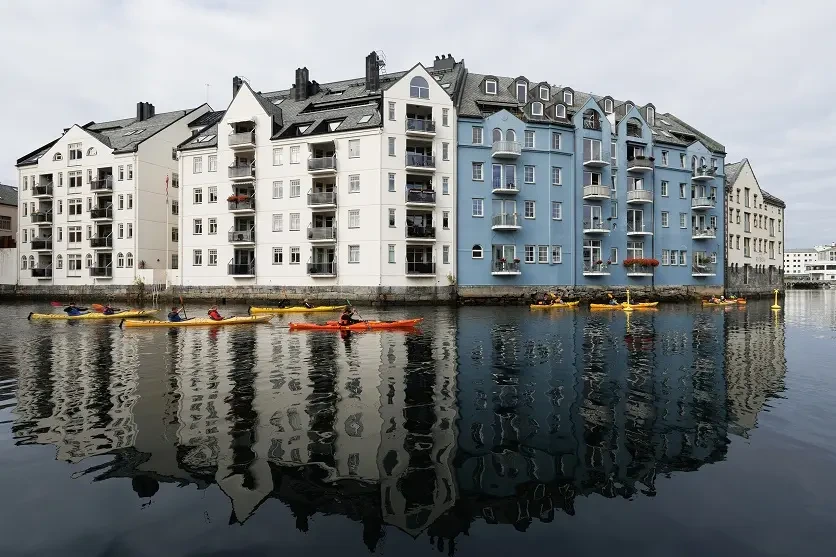 탐론 11-20mm F2.8로 촬영한 지평선을 살린 이분할 구도