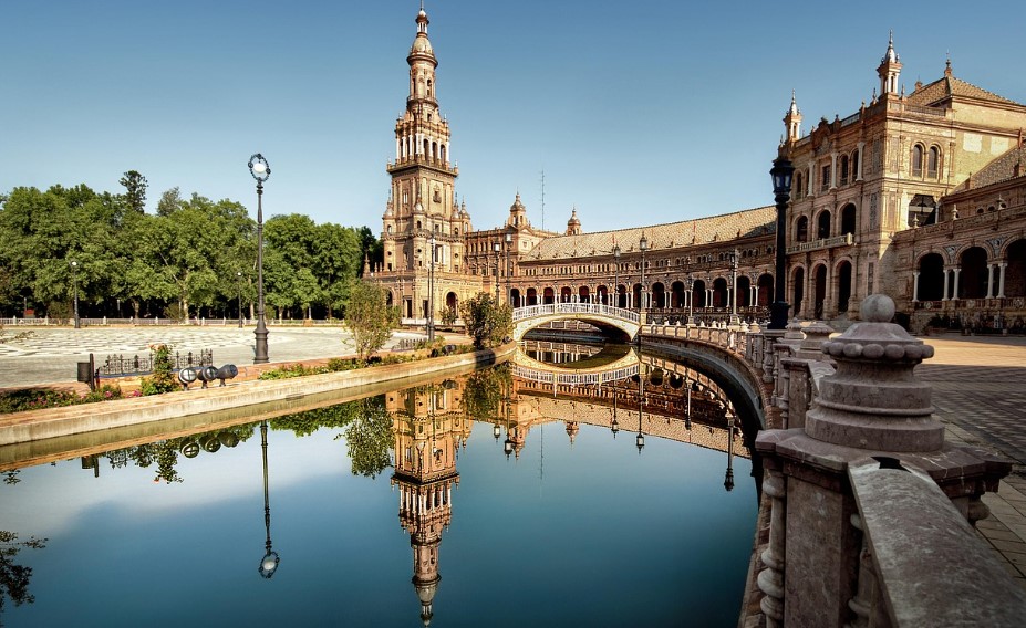 스페인 건축물입니다.