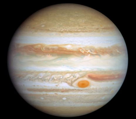 목성의 거대 폭풍 대적반이 300년째 사라지지 않는 이유