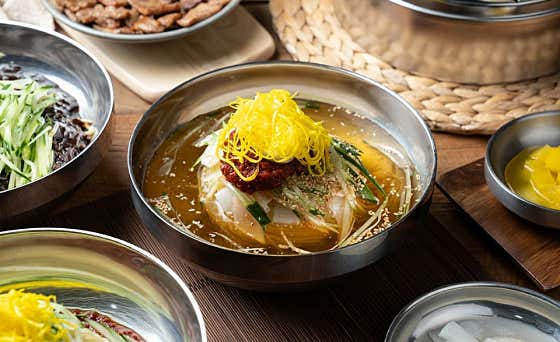 생방송투데이 하루 700그릇 밀면