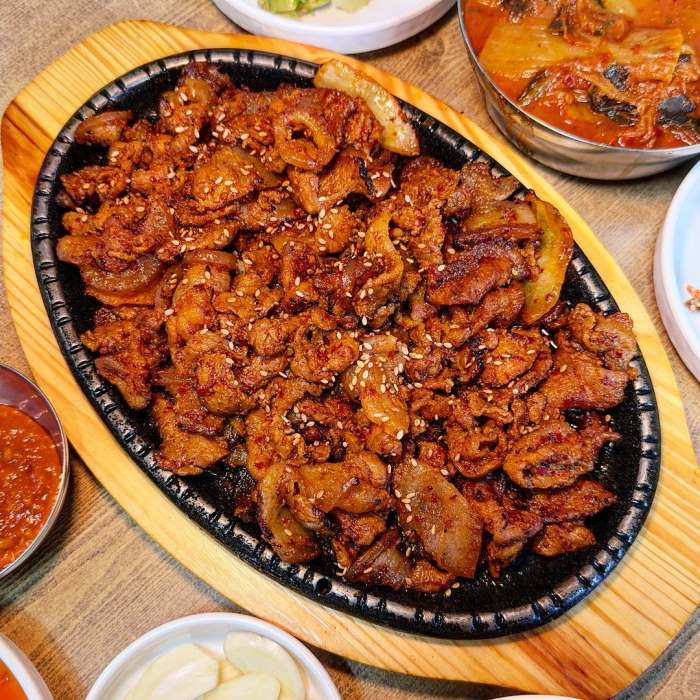 고추장불고기 간장 불백 김치찌개 충청도 짜글이 충주 맛집 추천 생방송투데이 보고 먹고 즐기고 3GO