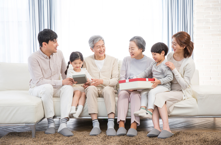 산업화 세대와 탈산업화 세대의 인식 차이