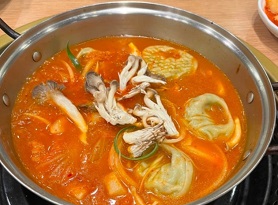 얼큰만두전골