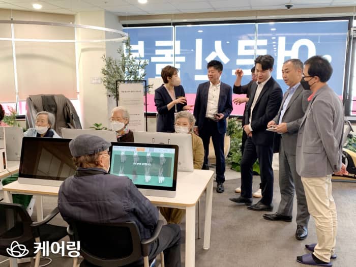 스마트 재활부터 K-요양까지! 일본 파라소닉도 주목한 케어링의 혁신 서비스