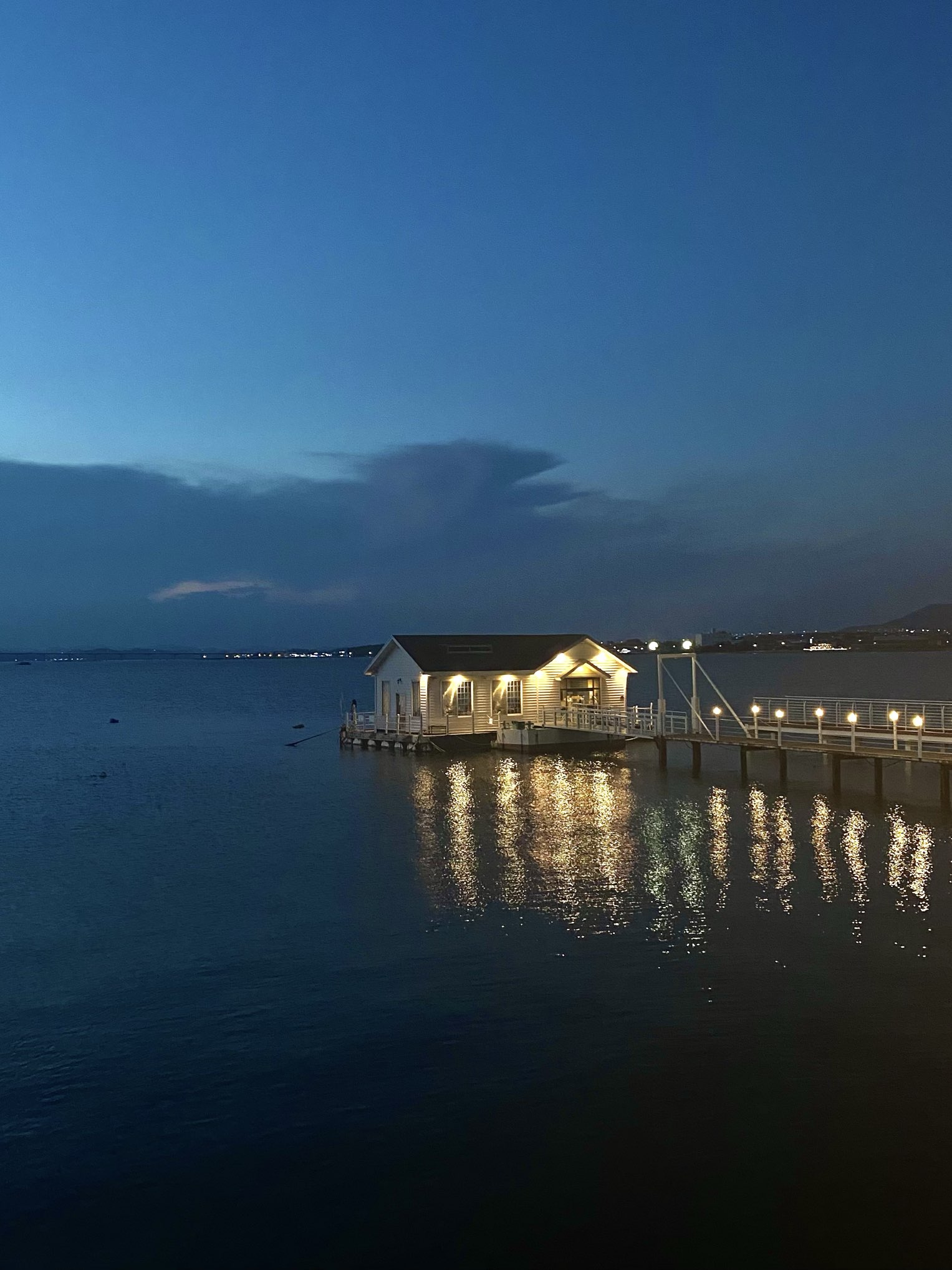 사천 씨멘스카페
주소: 경상남도 사천시 해안관광로 381-5