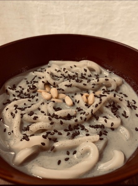 종로 한옥 속 일본 감성, 익선동 기생 우동의 특별한 매력