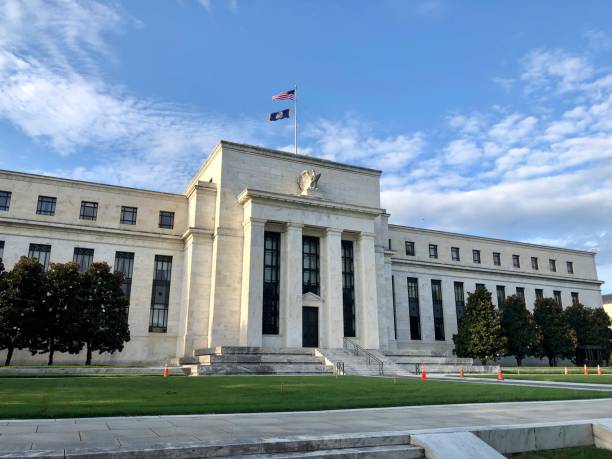 FOMC 일정 발표 시간 회의 결과 란 발표 의사록 금리 점도표 파월 의장 전망 12월 18일 19일 새벽 마지막 2025년 전망 2024년