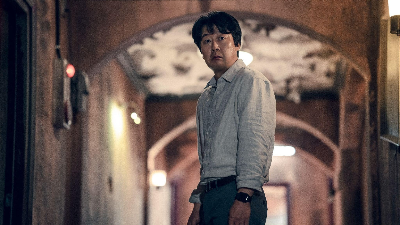 아무도 없는 숲속에서, 김윤석