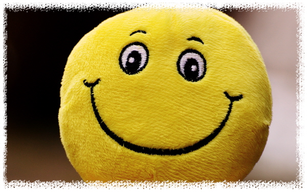 힐링-웃음-미소-인형-스마일