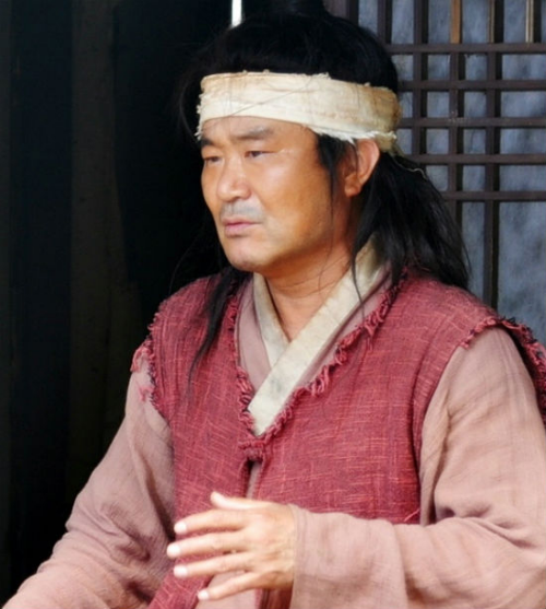 배우 이계인