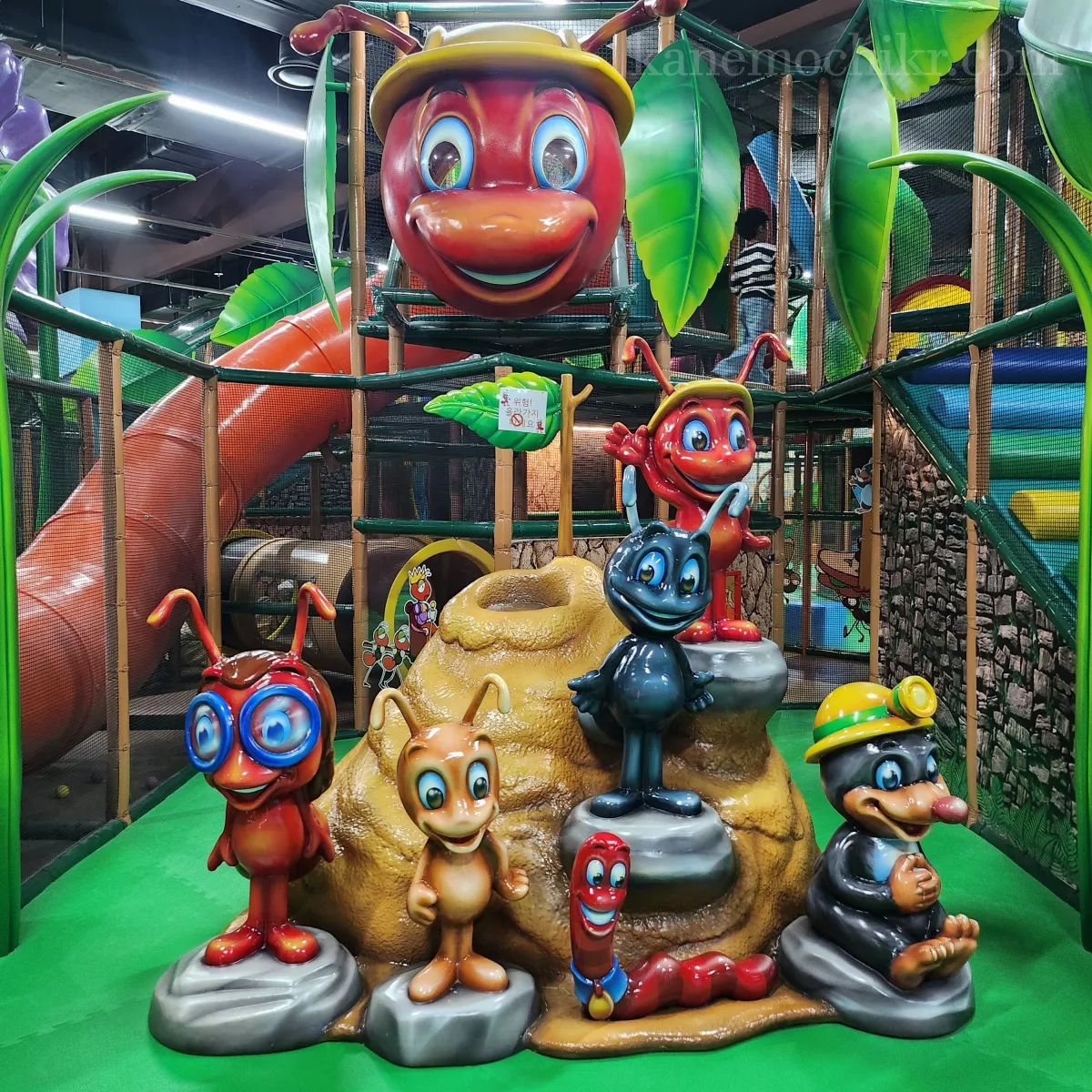 앤트월드-키즈카페