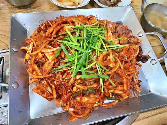 6시내고향 부산 부전시장 곰장어 구이 맛집