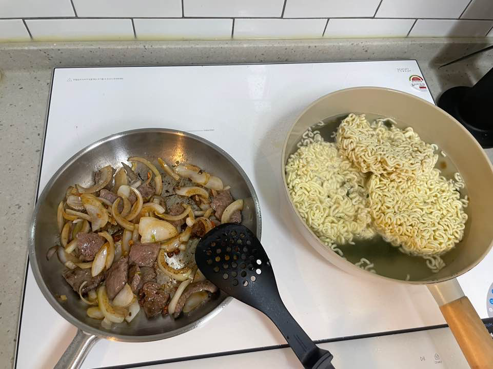 오늘도 바쁜 주방
