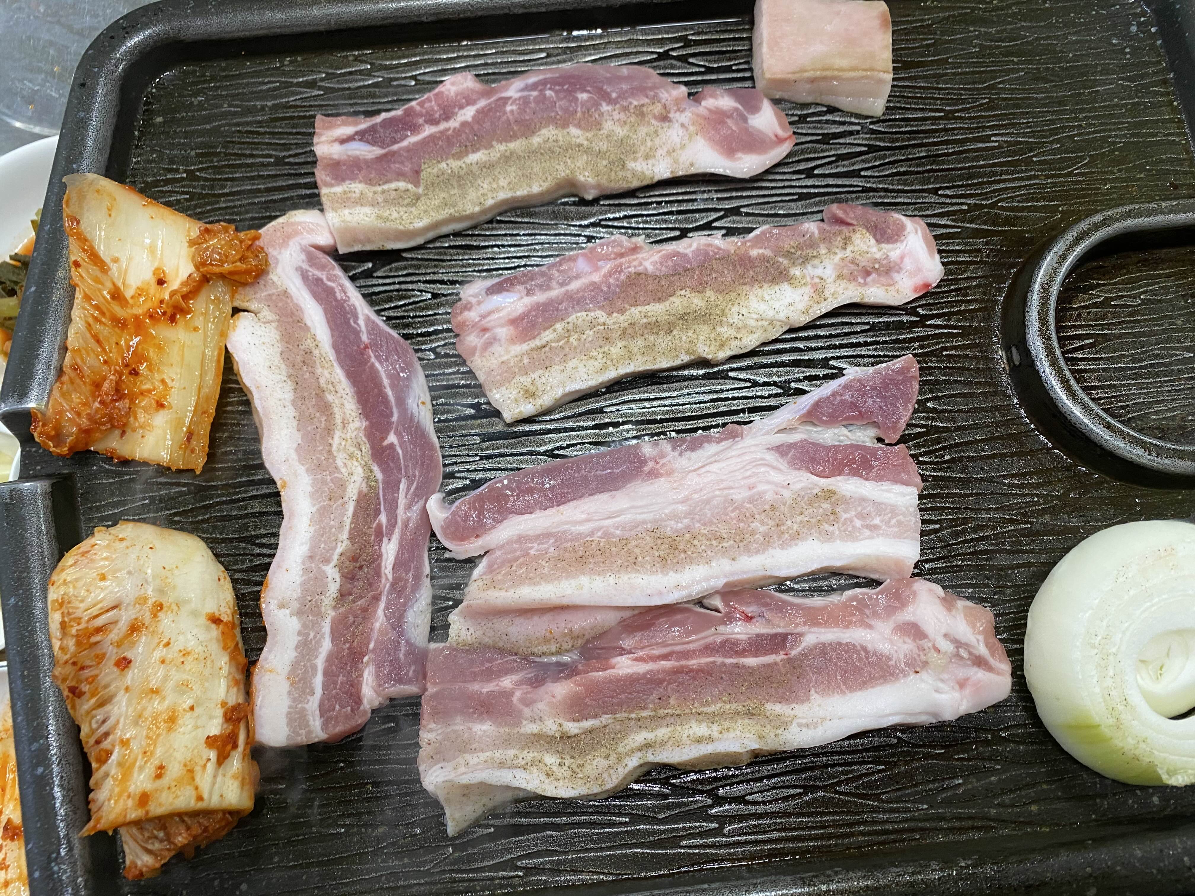 삼겹살-김치-사진