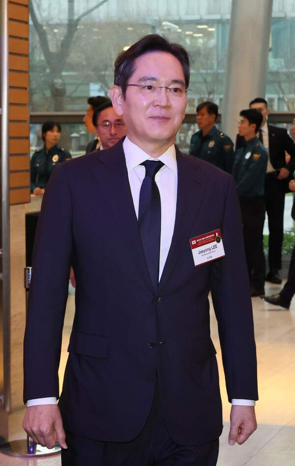 삼성家 상속세 완납: 12조 국가 세입 압도한 사상 최대 규모와 1조 사회환원의 경제적 가치 분석