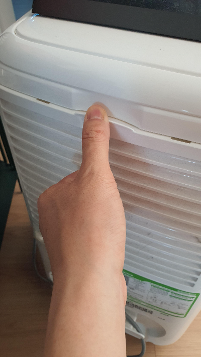 위닉스-제습기-필터-청소-세척