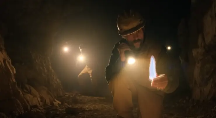 크리스찬슬레이터