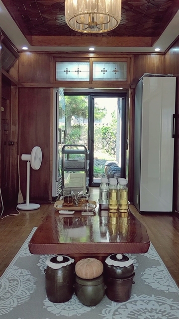 나만-알고-싶은-제주동쪽-감성여행-필수-코스-종달여행-만나빵집-책약방-잼있는집