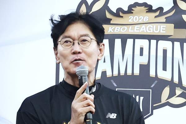 이강철 감독 연봉&middot;재계약 34억 총정리｜KT 2029년 계약&middot;역대 감독 몸값 순위&middot;염경엽 비교&middot;나이 프로필