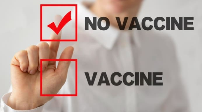 백신 접종 완료에 확진에 격리 후 항체에도 마스크 쓰는 나라...도대체 방역은 왜 하는건가