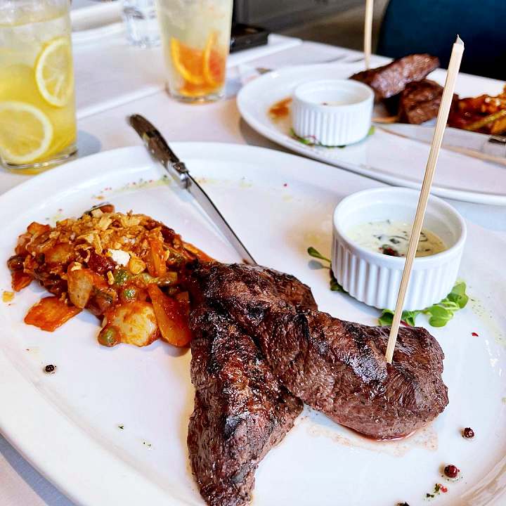 동탄 맛집 추천 생방송투데이 메뉴 고민은 이제 끝 완벽 데이트 코스 55cm 스테이크 한 상 오늘방송 소문의 맛집