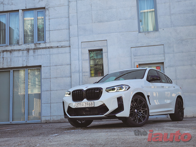 BMW X4M 컴페티션