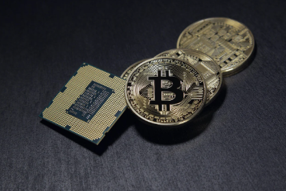 비트코인과 금의 공급 구조 비교