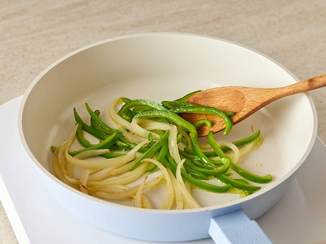 필리치즈 스테이크 샌드위치 레시피 추천