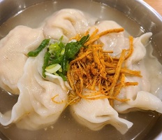 만둣국