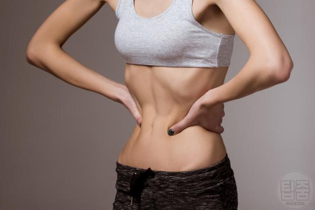 추위 잘 타는 사람 특징 질환 낮은 bmi 거식증