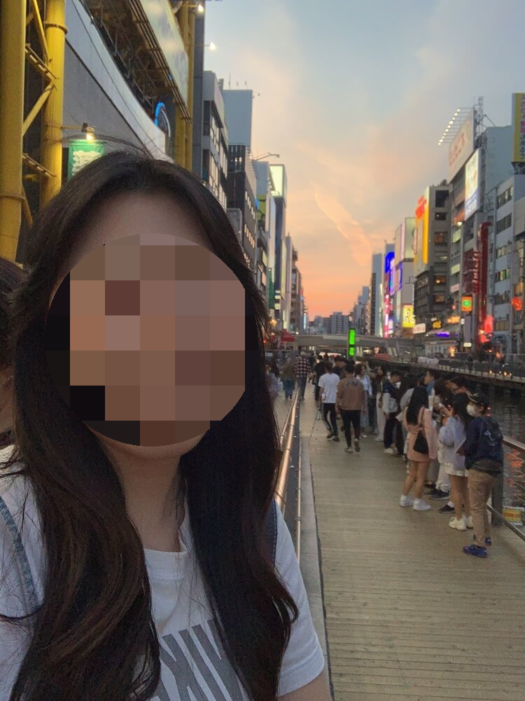 노을 배경으로 찍은 도톤보리