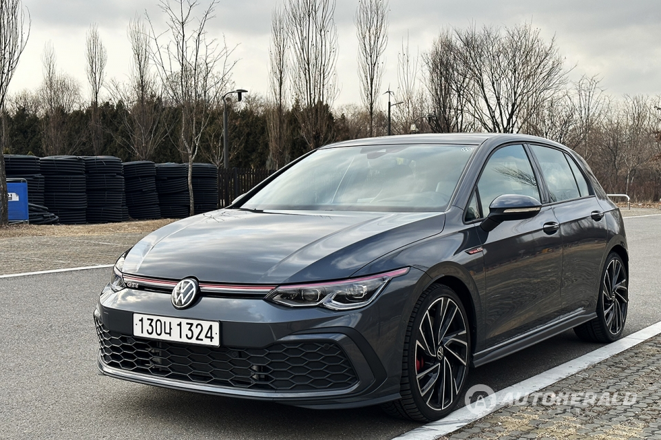 폭스바겐 신형 골프 GTI