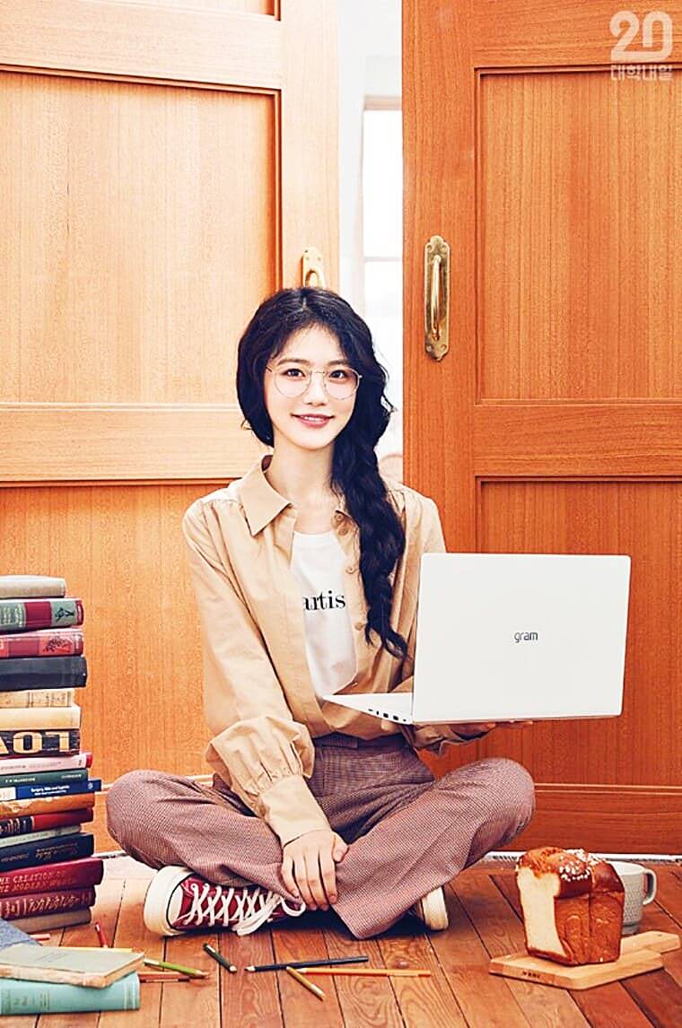 배우-신예은-대학내일