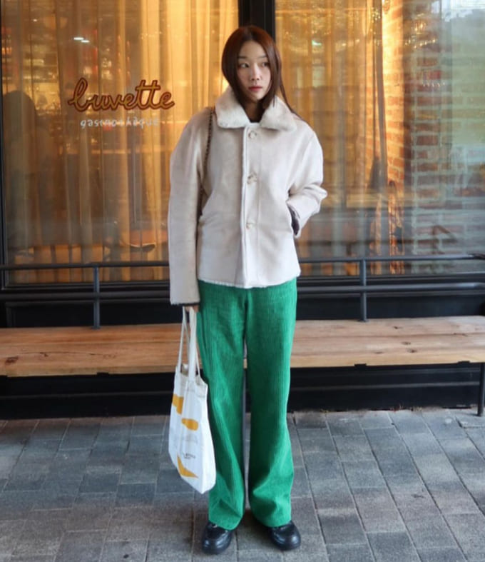 조소빈 사복
