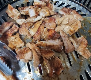 쫄깃한-삼겹살