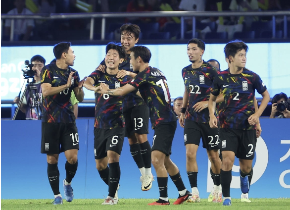 남자 축구 8강 중국 2:0 승리