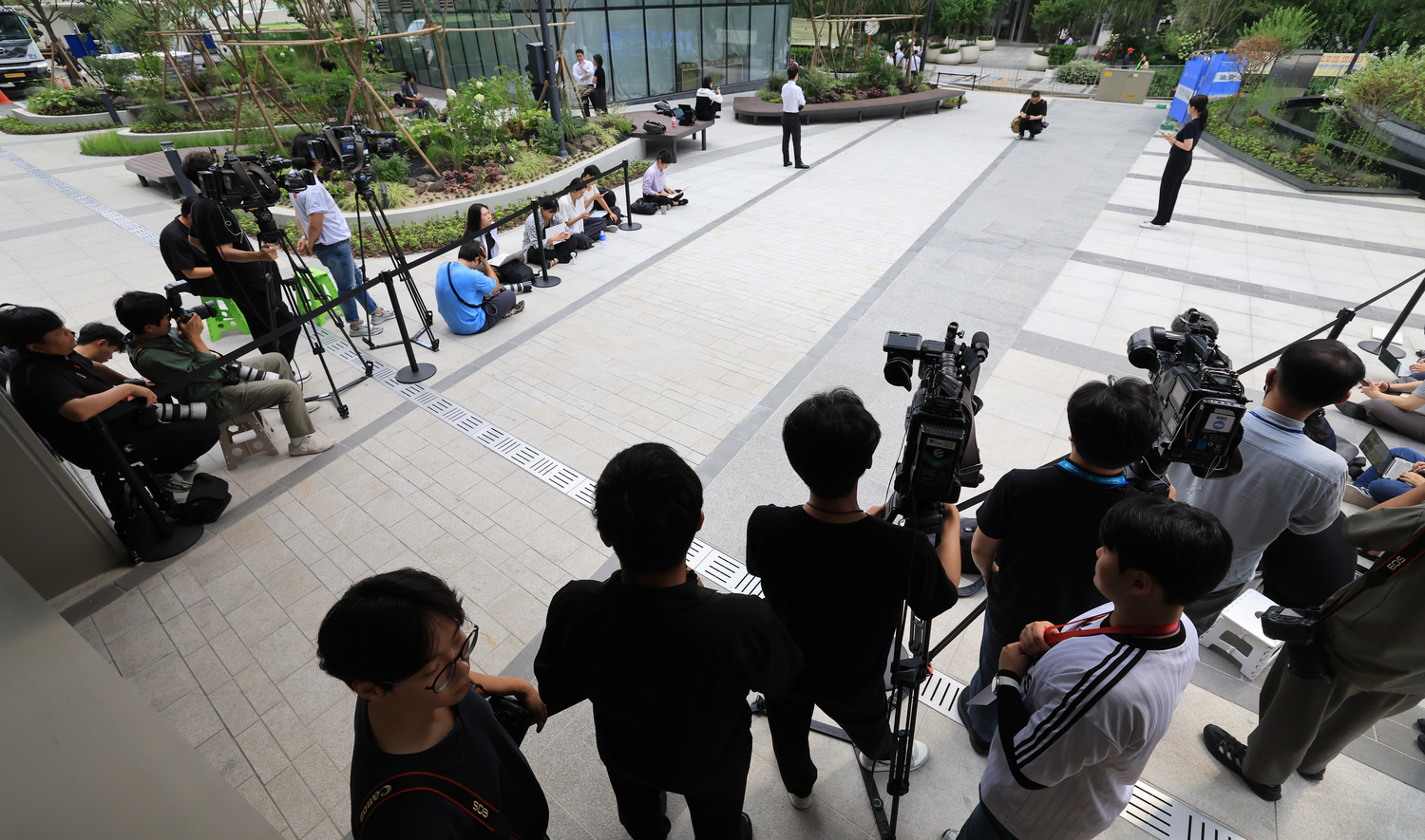 윤석열 전 대통령 체포영장 청구, 향후 수사 향방은?