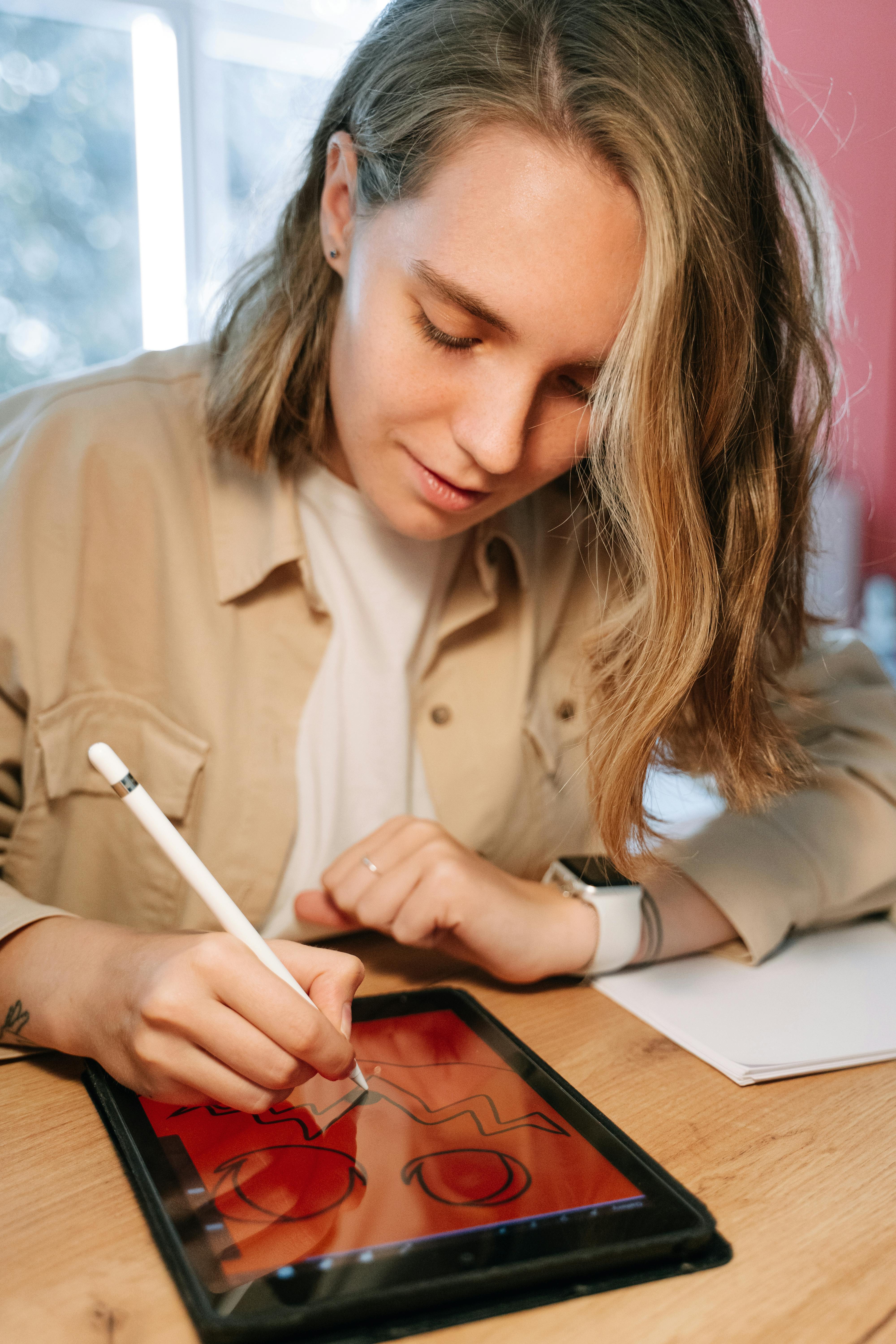 비대면 시대의 새로운 여가, &lsquo;가상 드로잉 챌린지&rsquo;